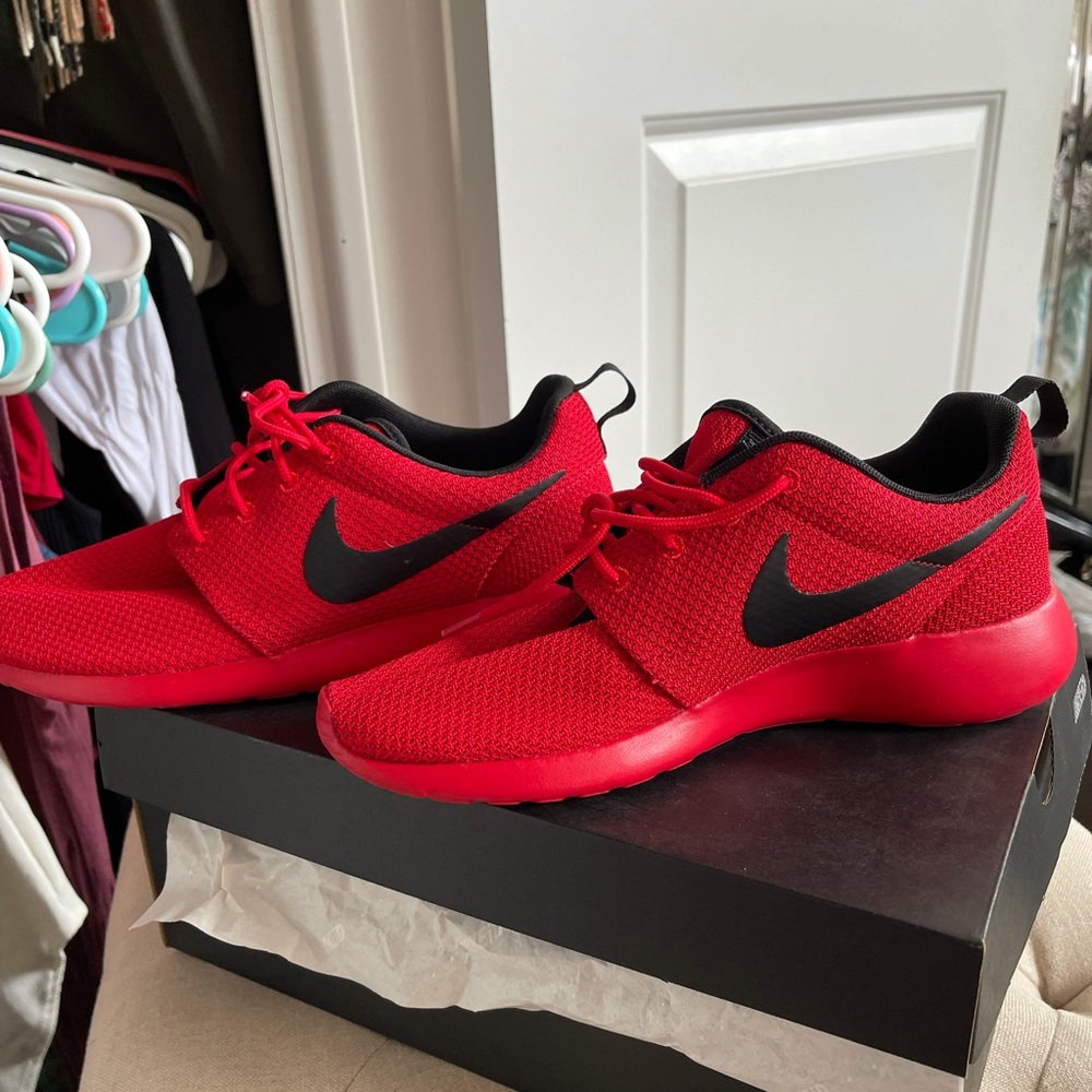 Brand New Never Worn! Nike red sneakers size 7.5